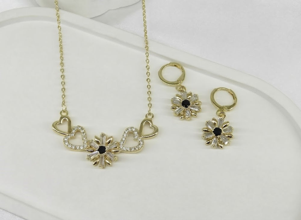 Set Monica